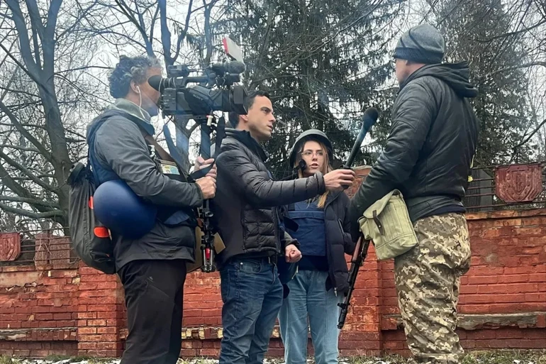 Саша разом з командою Fox News