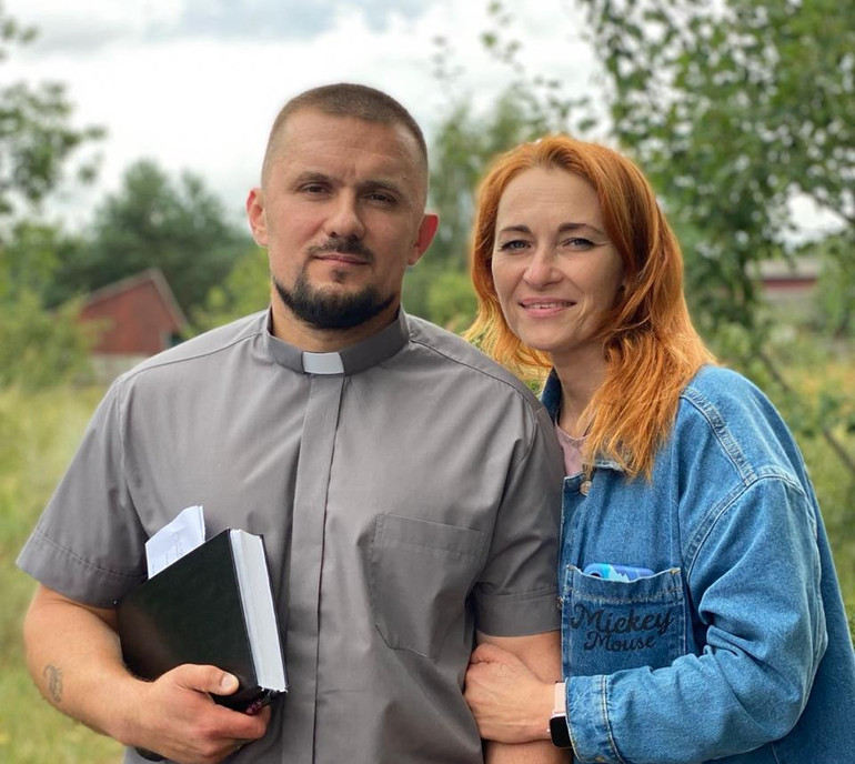 Якщо є можливість, то це класно, коли дружина поряд з чоловіком