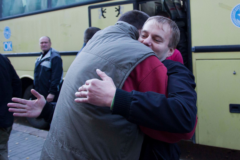 Звільнення з луганського полону