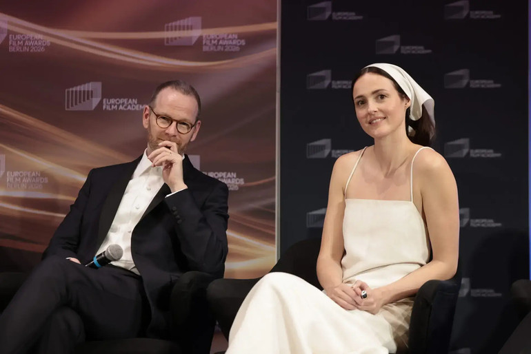 Режисер Йоакім Трієр та акторка, головна героїня Сентиментальної цінності Ренате Рейнсве