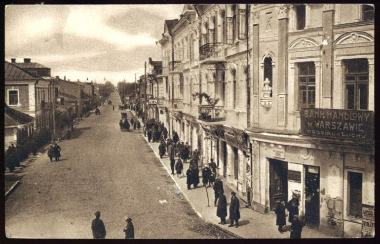 Photos from Lutsk in the 20th century.