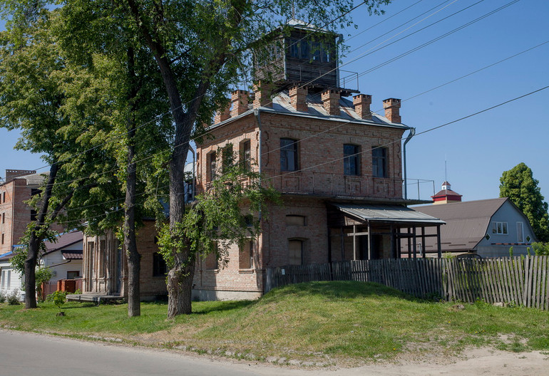 Недобудований музей Агатангела Кримського