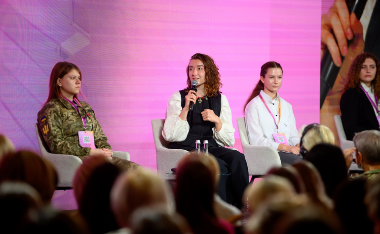 Катерина Даценко з виступом