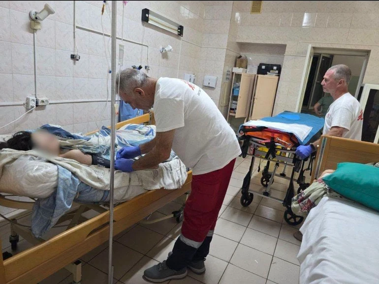 Через удар по ТЦ у Кривому Рогу поранення отримала дівчина