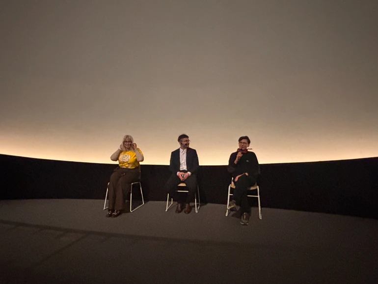 Оскільки режисер фільму Дмитро Грешко служить у Збройних силах України, проєкт представляє команда.