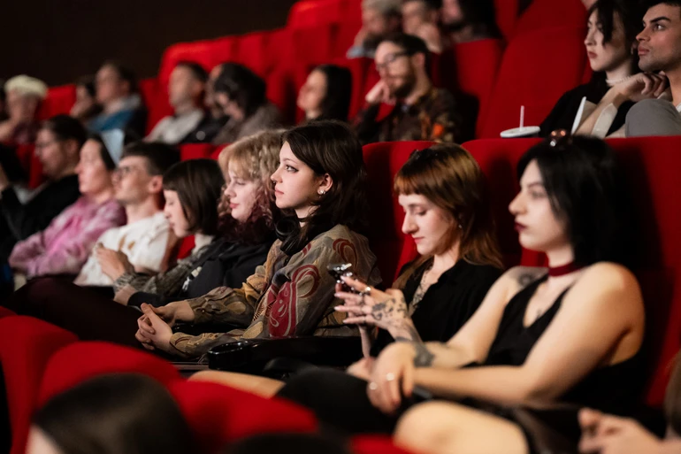 Українське квір-кіно хочеться возити. Його все ще небагато, але поступово воно росте