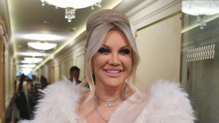 Таїсія Повалій отримала підозру від СБУ 15 лютого 2024, а також була вилучена з переліку заслужених артистів України.