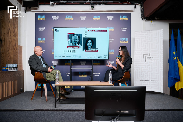 Інтерв’ю з журналістом Дмитром Хилюком, який понад три роки провів у російському полоні.