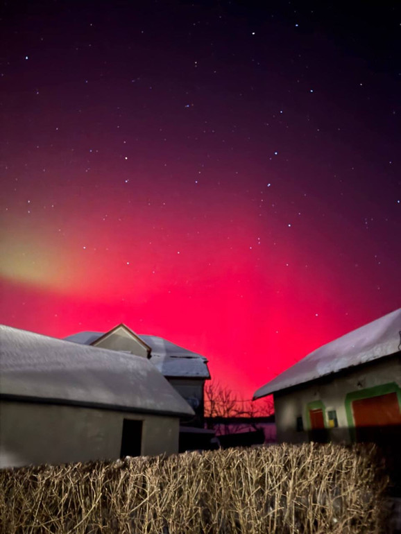 Полярне сяйво над Волинню