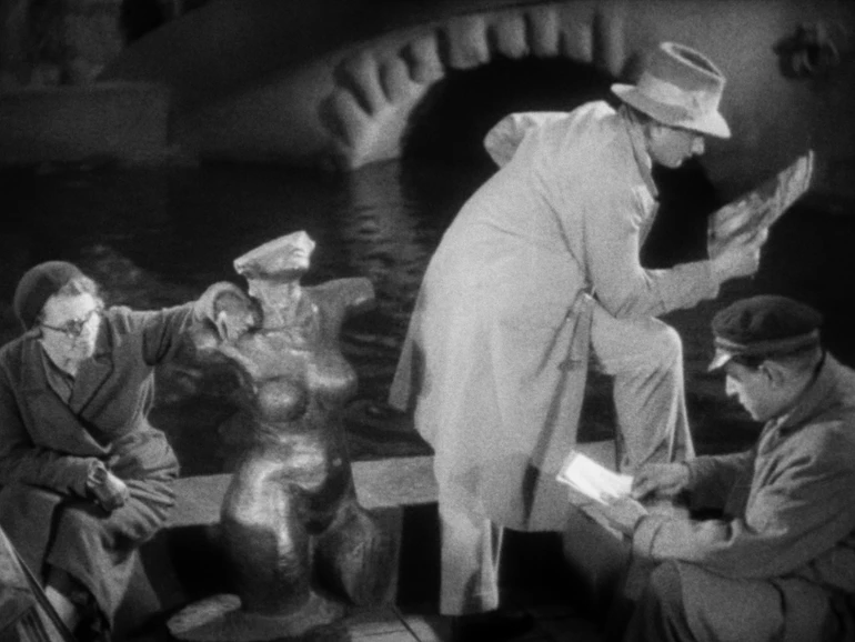 Кадр з фільму Кришталевий палац