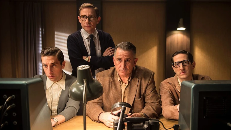 Кадр з фільму Шоу Айхмана (The Eichmann Show, реж. Пол Ендрю Вільямс, 2015)