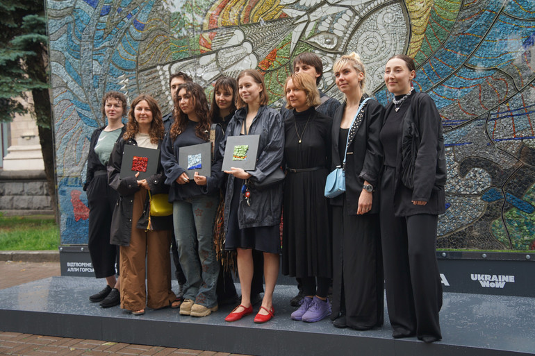 Monumental artists who worked on mosaic reproduction