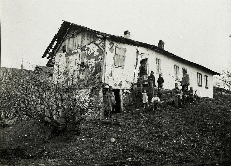 Галицький дім, 1916 рік.