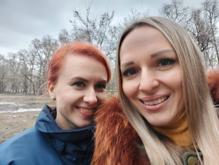 Альона зі Світланою