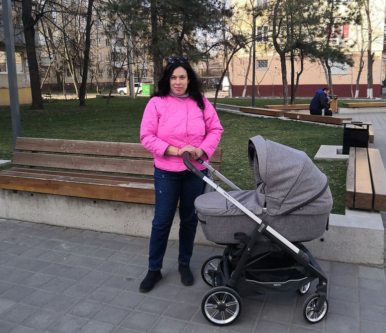 Судові слухання, на які відповідачі та позивачі телефонують дистанційно, часто перериваються через відключення світла.