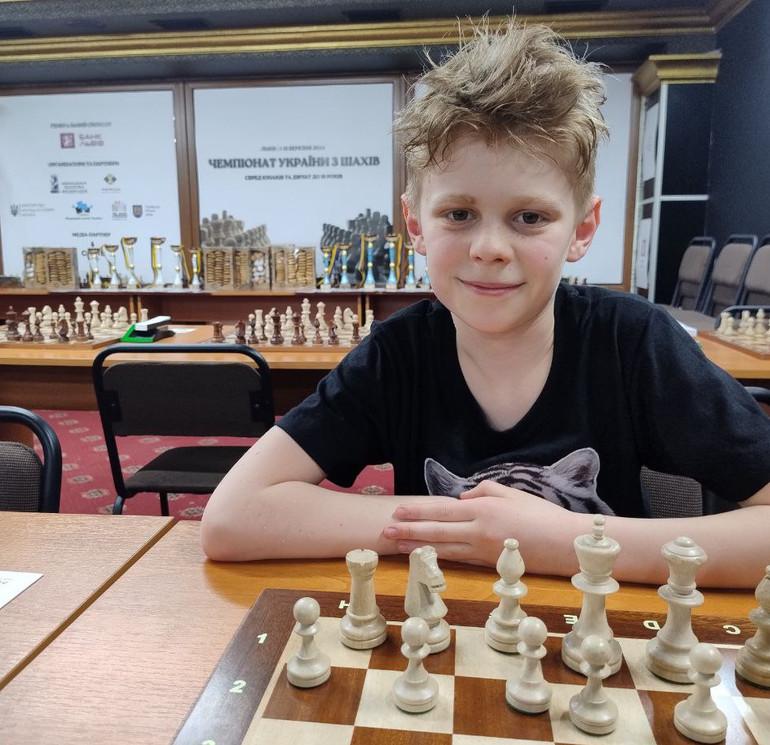 Чемпіонати з шахів серед дітей
