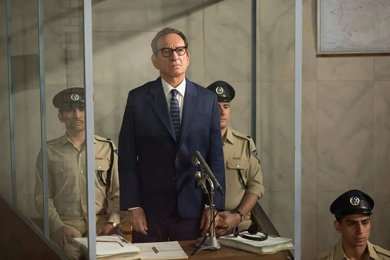 Кадр з фільму Операція Фінал (Operation Finale, реж. Кріс Вейц, 2018)