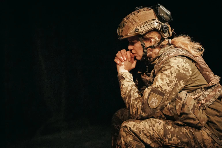 Військова мама Театр драматургів, Київ