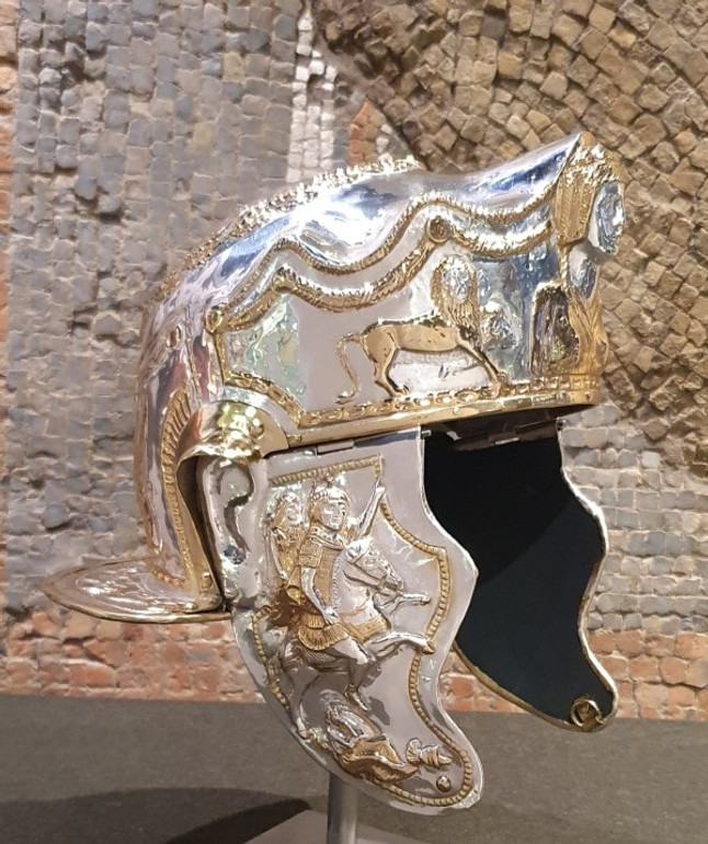 Відтворений шолом римської кавалерії