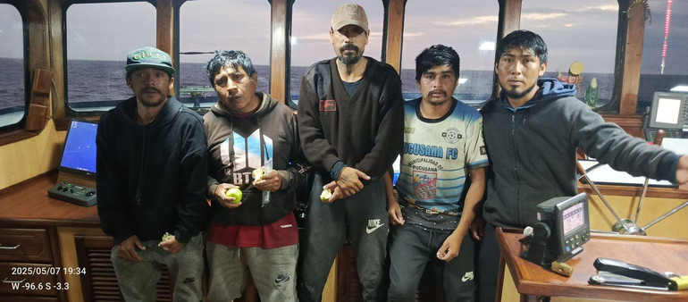 Fishermen saved