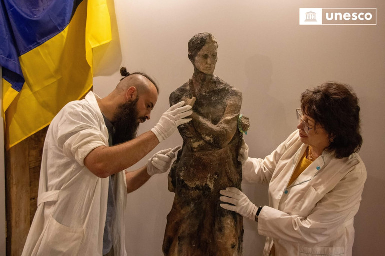 На черзі ще 24 предмети