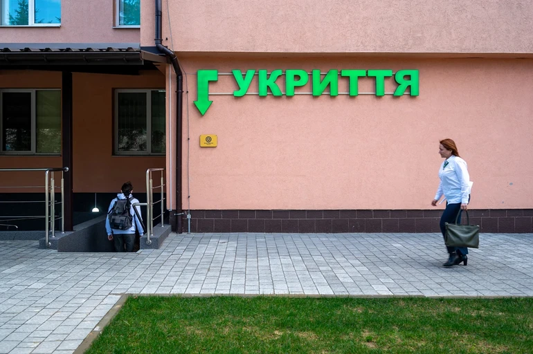 Як допомогти дитині уникнути хвороб в укритті
