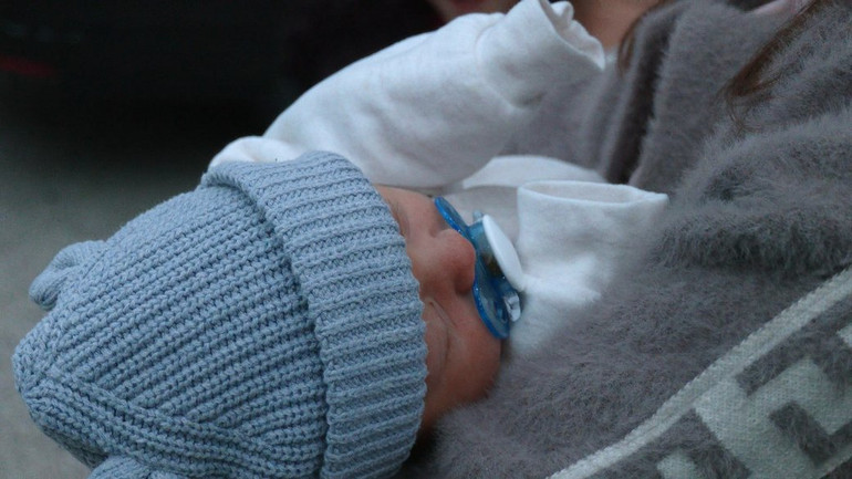 Новонароджений син Любові Кікало