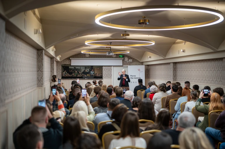 Віктор Ющенко у Полтаві.