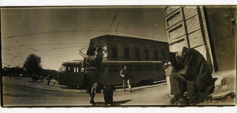 Борис Михайлов, із серії Біля землі, 1991
