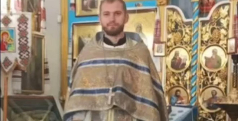 Священник української церкви