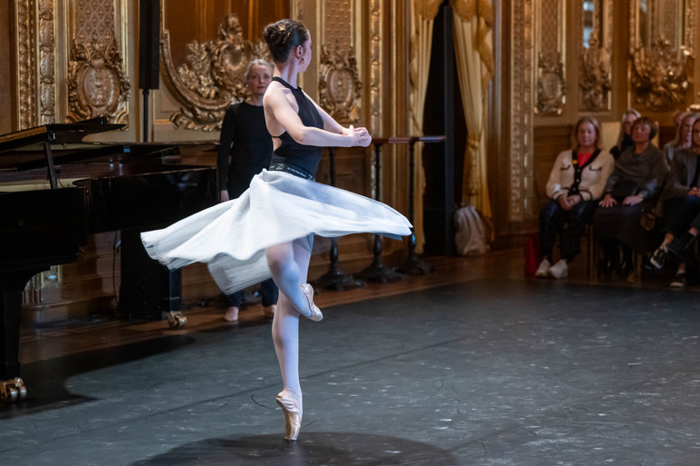 The royal ballet dancer illustrates the fragments of Lifar choreography