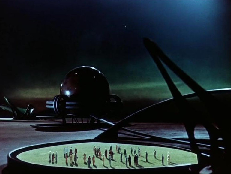 Кадр із фільму “Мрії назустріч” (Одеська кіностудія, 1963), використаний у фільмі “Кривава королева” (Cinema West Productions, США, 1966).