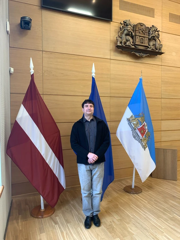 Олег Мірошніченко