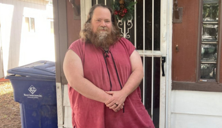 Тревіс створив собі компаньйонку Лілі Роуз у 2020 році й закохався