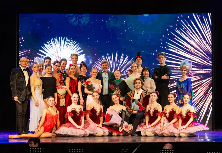 У Харківській опері, на сцені-укритті Loft Stage, на Різдво відбувся гала-балет.