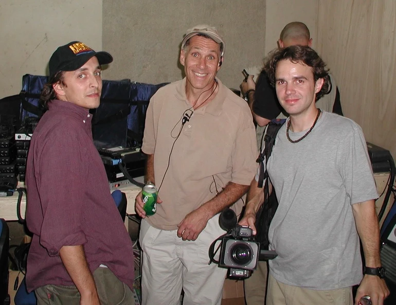 Брент із братом і Джоном Альпертом