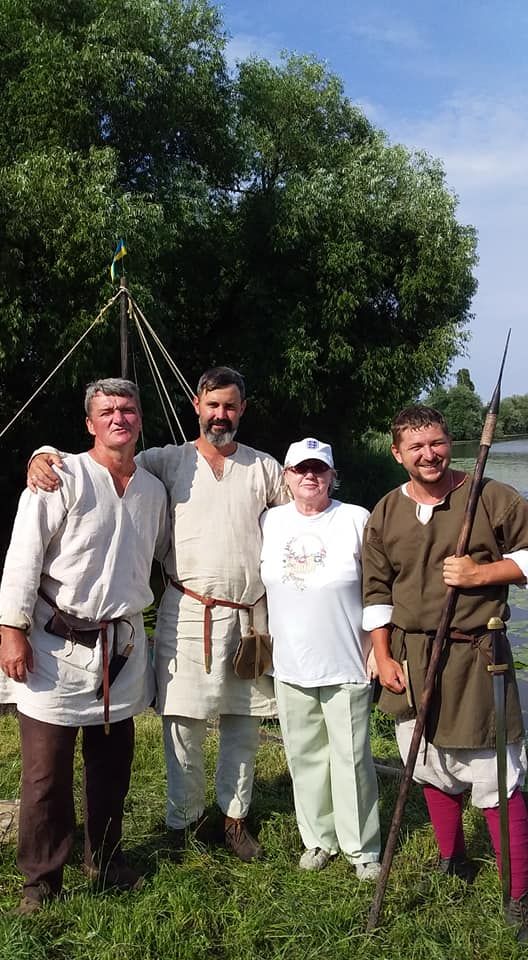 Історики відтворюють костюми