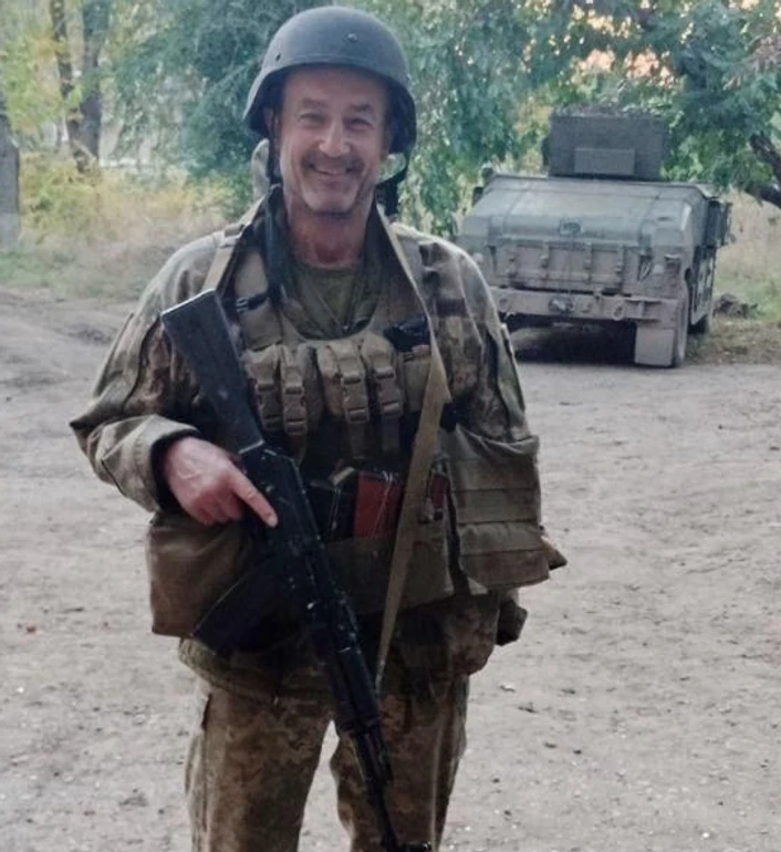 Козак 4 рази стояв у черзі до військкомату, щоб потрапити на війну