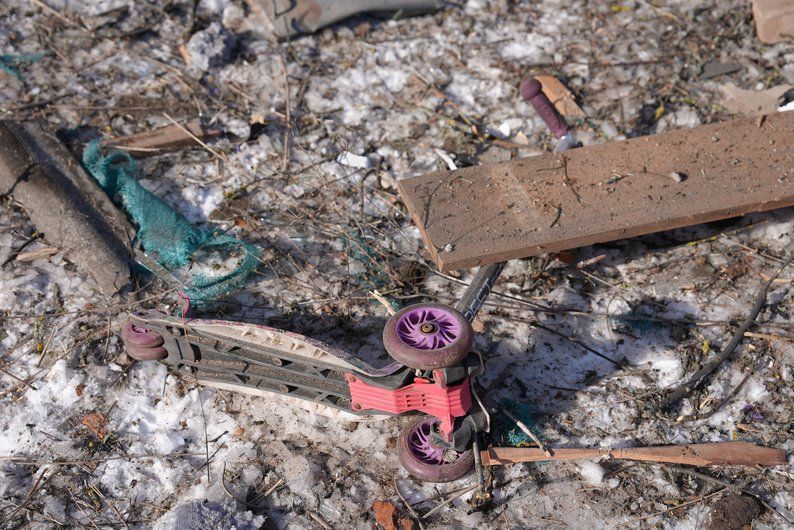 Іграшки на місці атаки