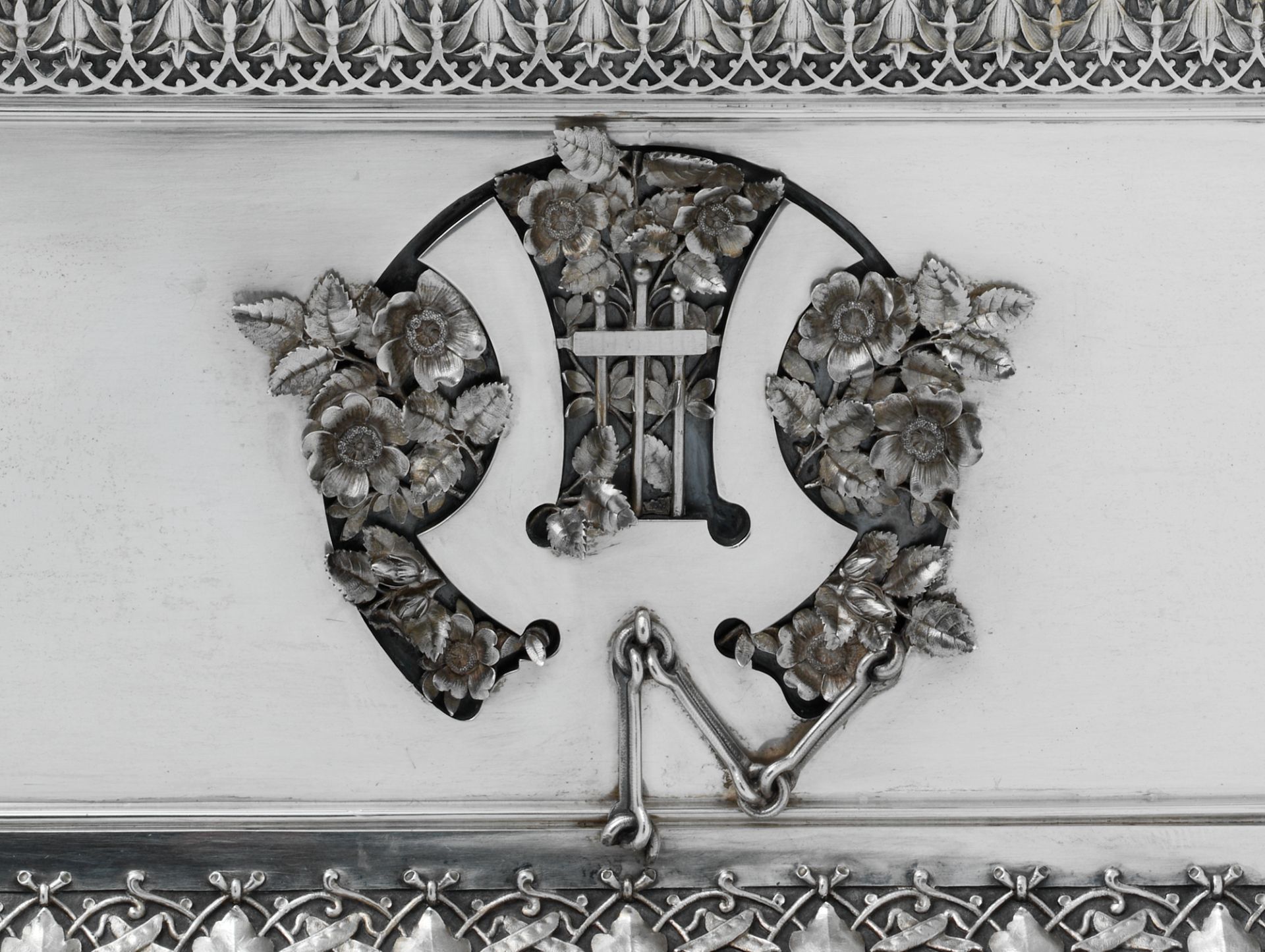 Ваза Браянта (1876) з колекції Метрополітан у Нью Йорку