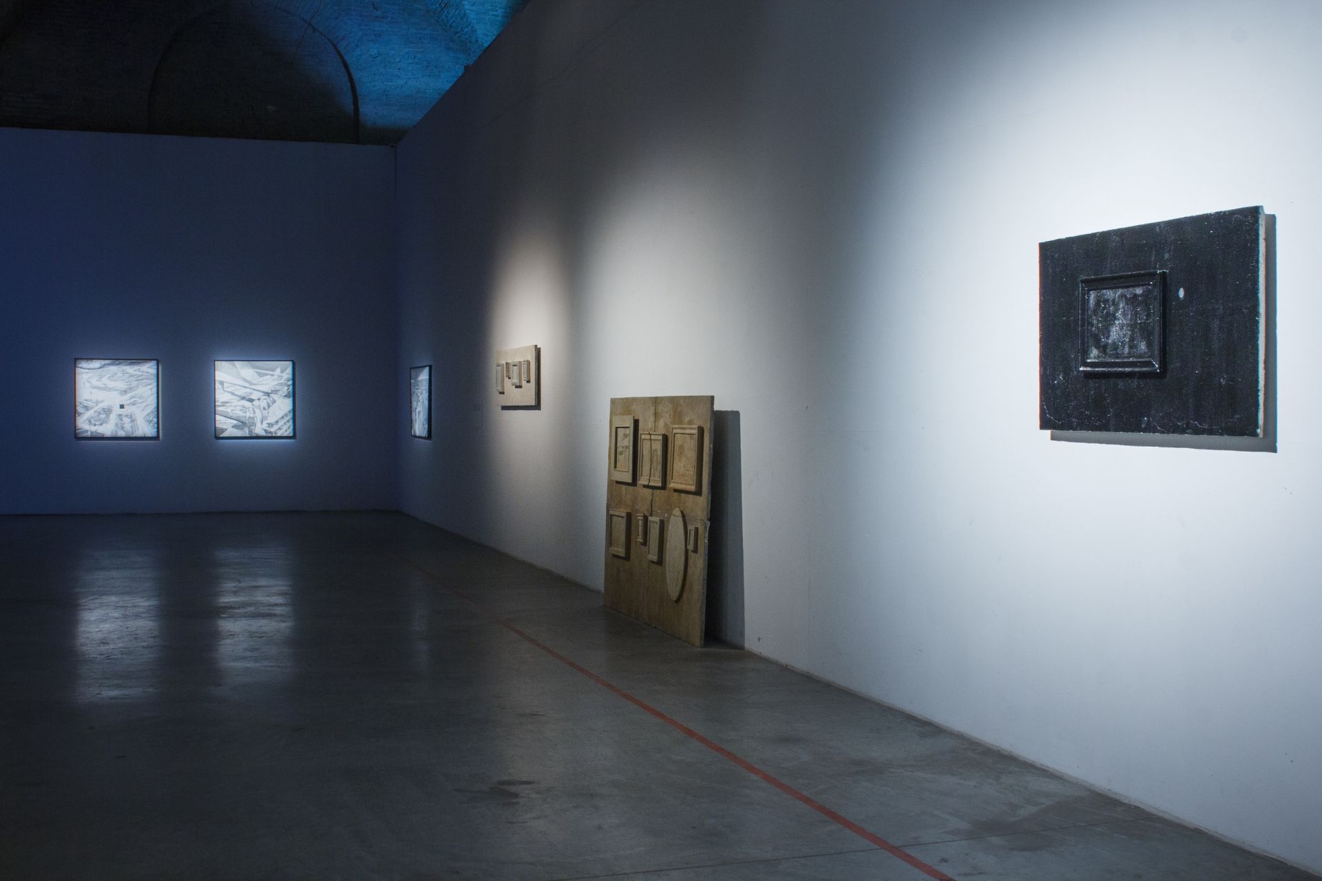 Віталій Кохан, “Без назви”, бетон, 2017. З виставки “Сьогодні, що так і не настало”, Фестиваль молодих українських художників, Мистецький Арсенал.