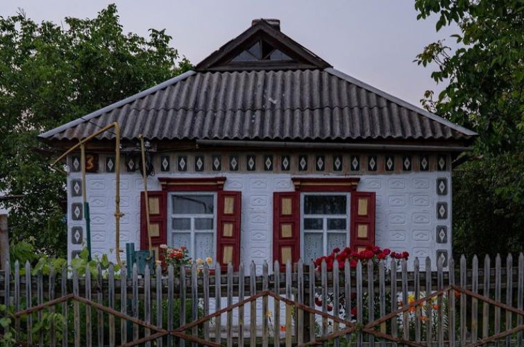 Хата у селі Олександрівка, Кіровоградська область. Фото: Анна Ільченко