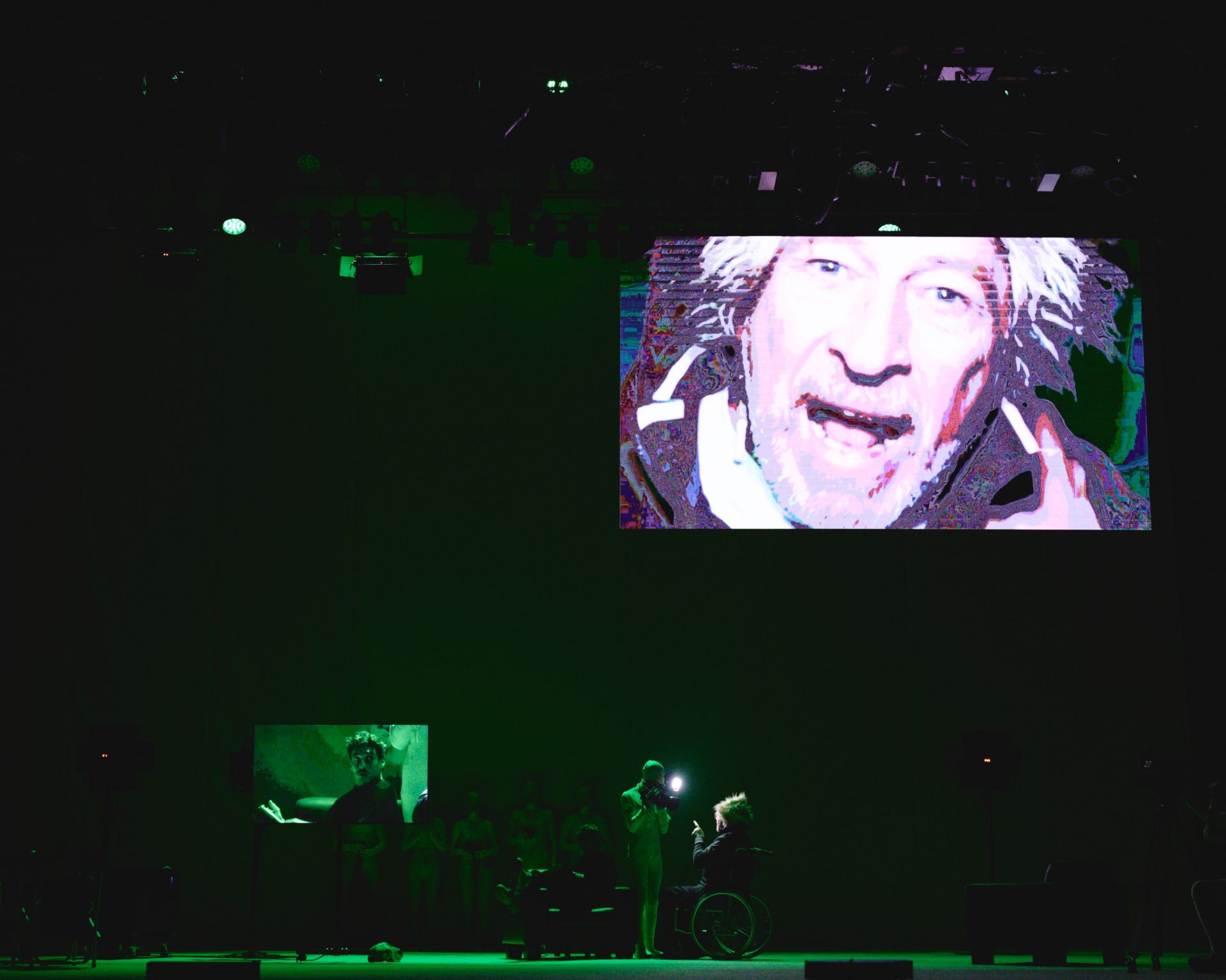 З вистави "Троянство"