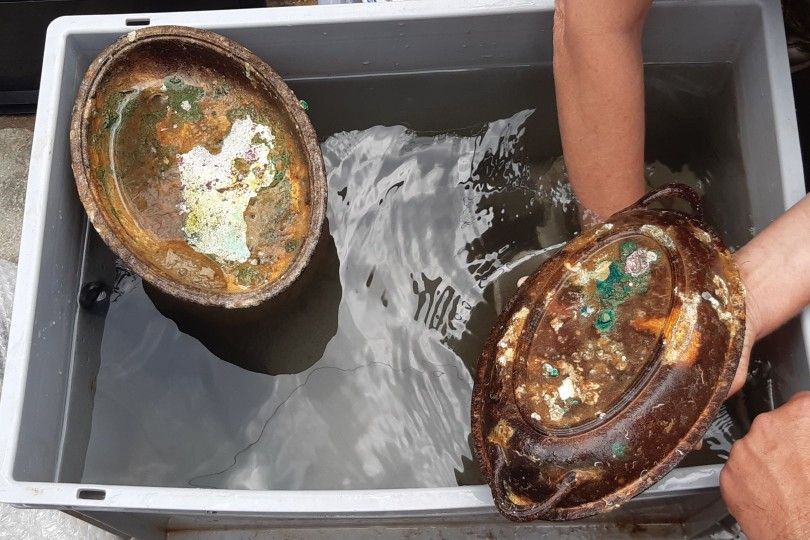 Речі, знайдені на борту судна