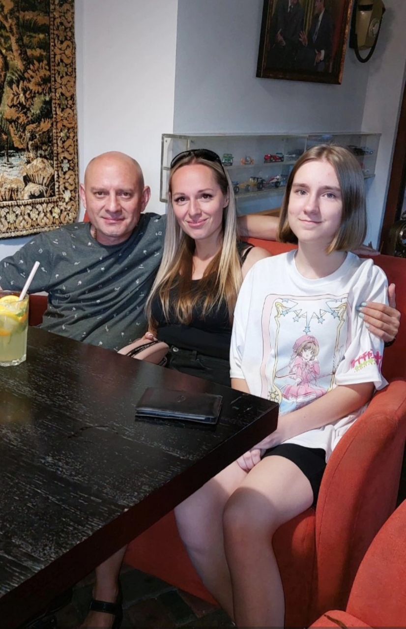 Альона з родиною