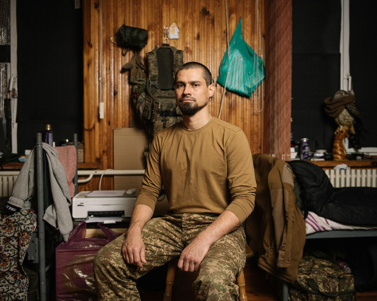 Клуб, 37 років