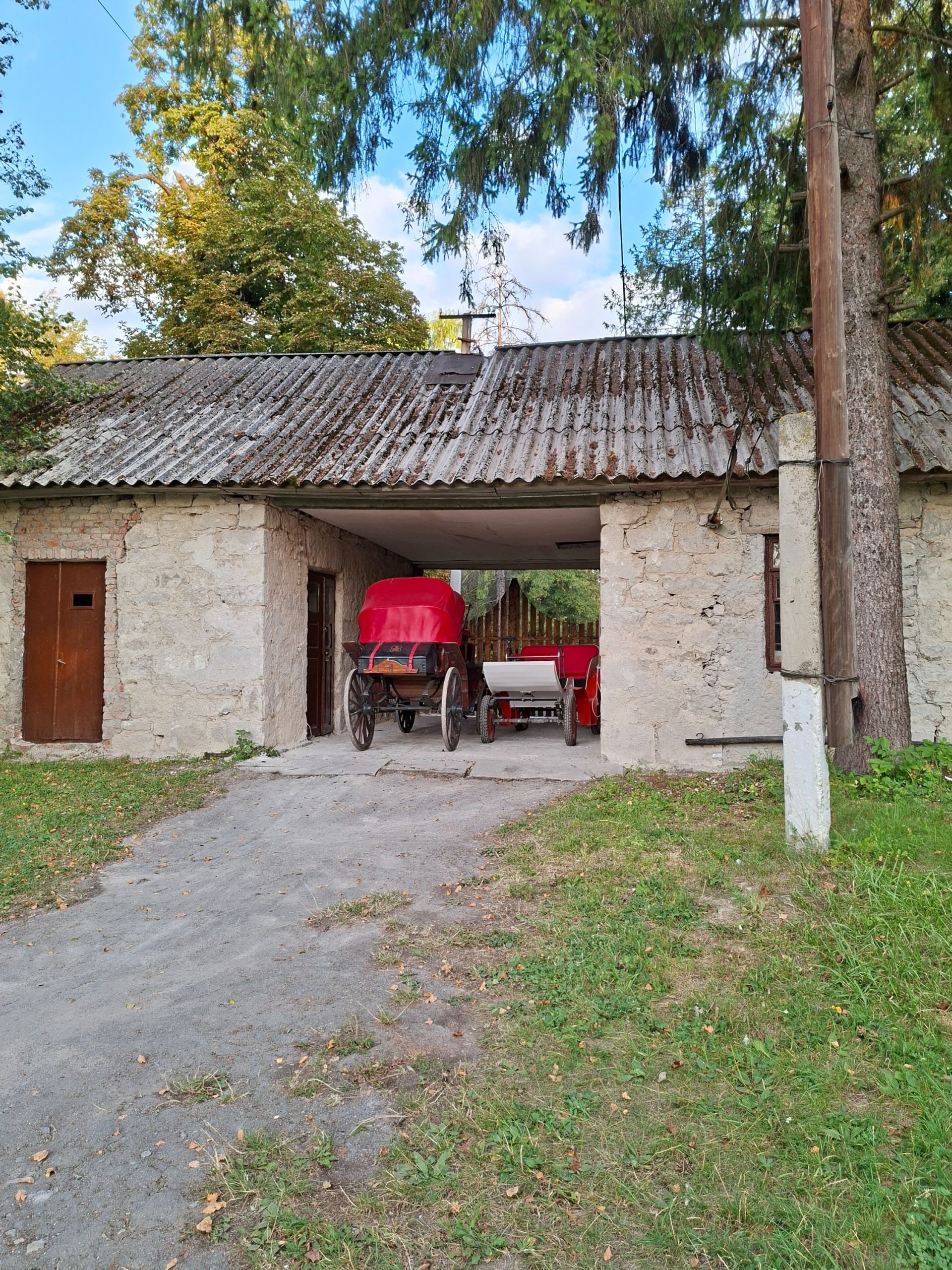 Маєток Орловського, водоспад та природа в селі Маліївці