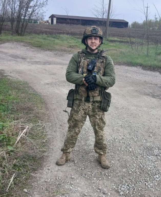 Боєць до поранення