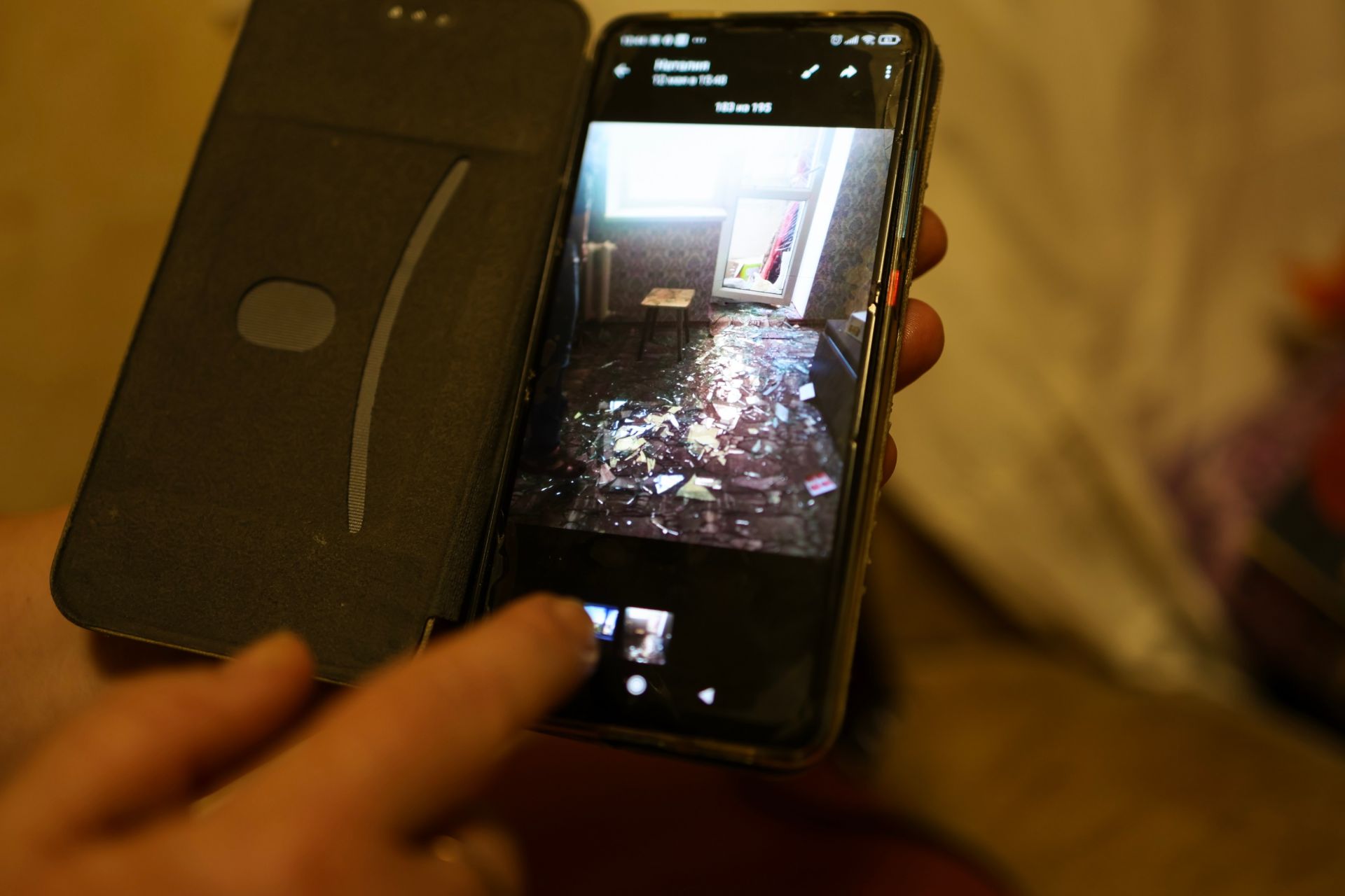 Розтрощена оселя Наталки Грабовської в Олешках. Україна, 2024