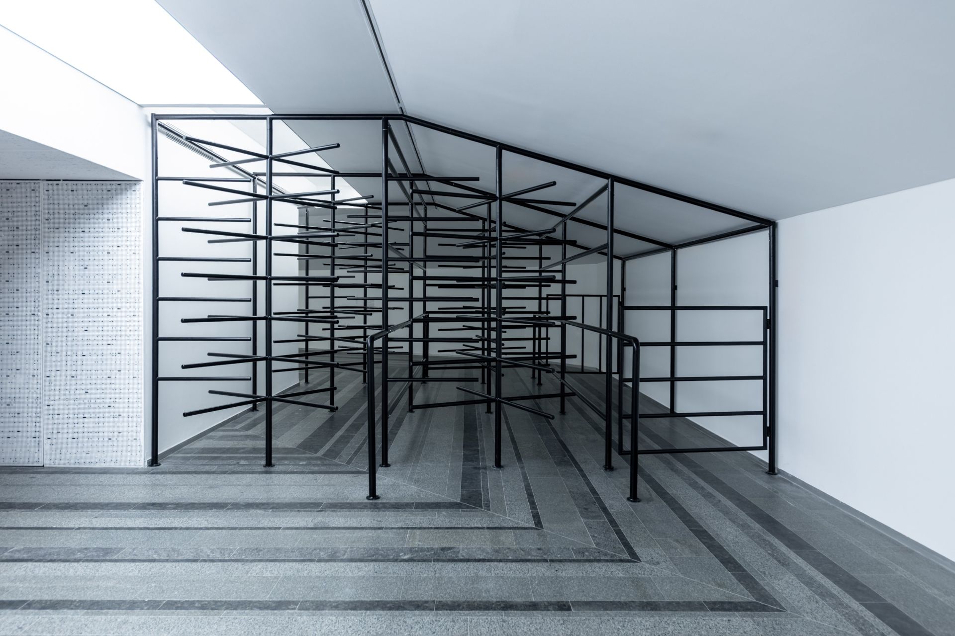 Данило Галкін, «Турнікет», 2013-2026. «Не питаючи дозволу», 2026. PinchukArtCentre.